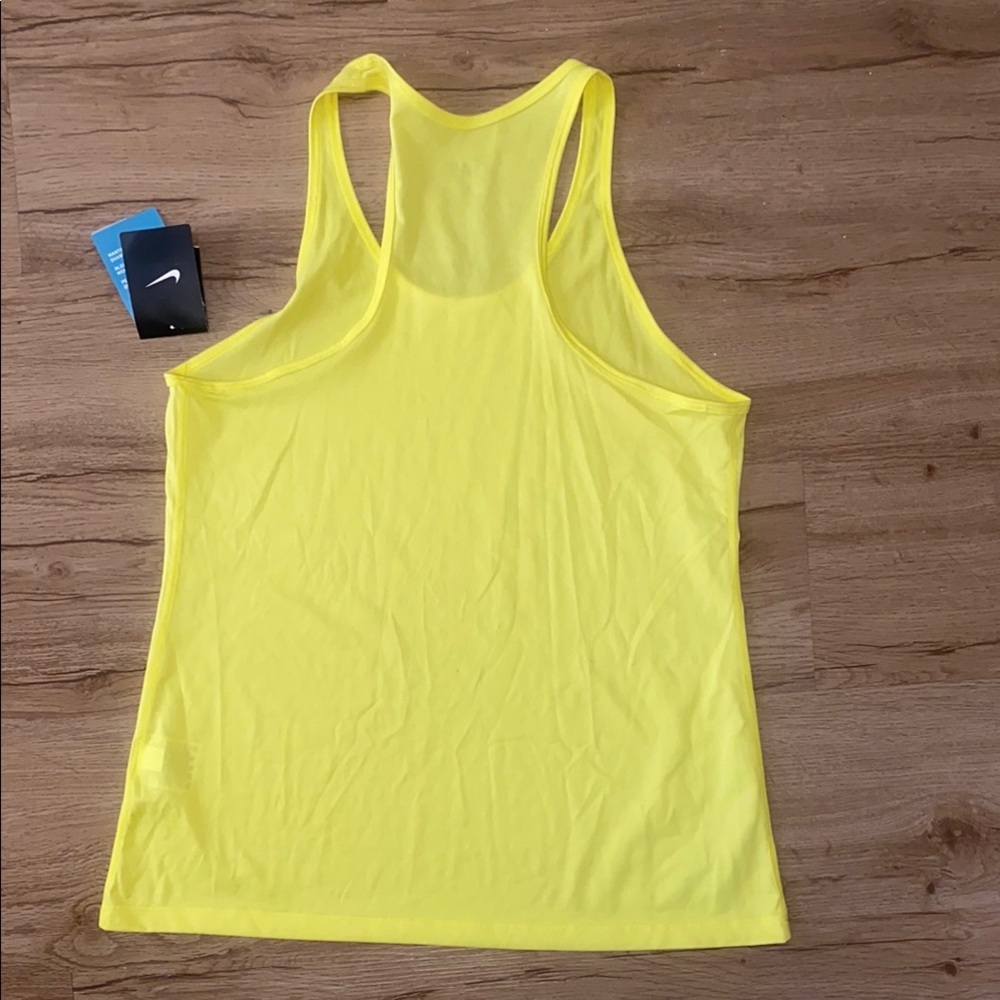 Nike Yellow Fitted Sleeveless Tank Top - Picture 5 of 7